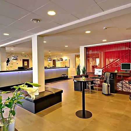 欧登塞斯堪迪克酒店 4*